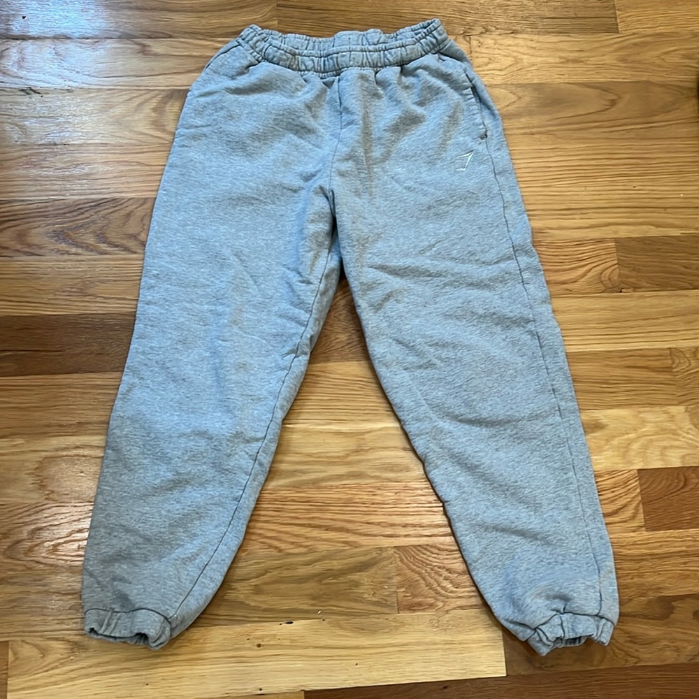 Gray gymshark sweats size small